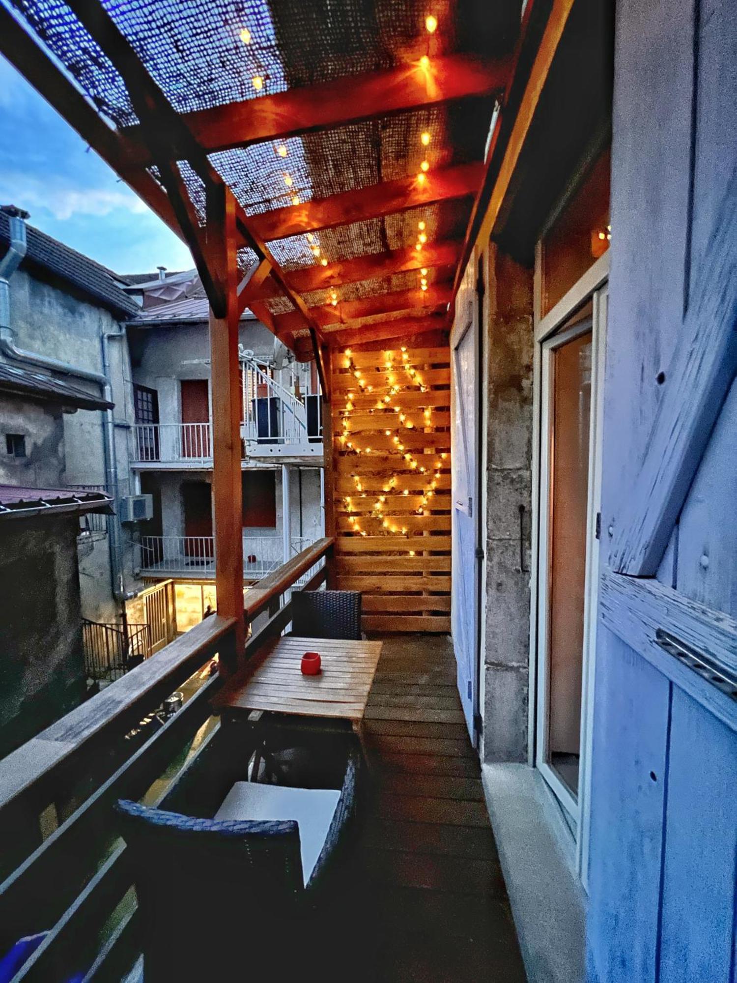 Maison Lamartine - Plein Centre-Ville Avec Garage & Jeux Сен-Клод Экстерьер фото